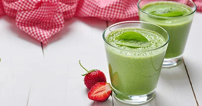 Smoothie with Chlorella and Berries