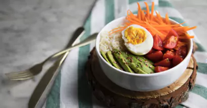 Avocado Bowl With Eggs