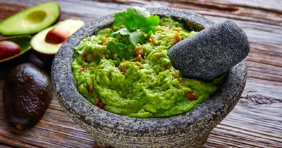 Spirulina Guacamole