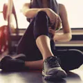 image of woman at the gym to show that working out again to aid recovery
