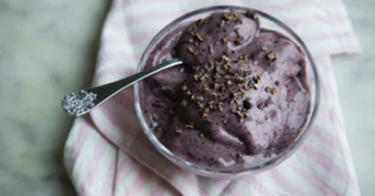 Nana Ice Cream With Blueberries And Cocoa